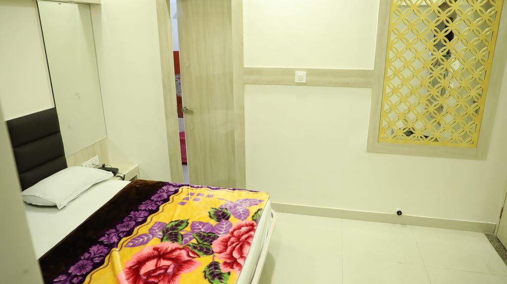 Hotel Sahil Ádzsmir Kültér fotó